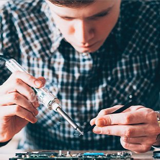 Produce specifications and samples<br>for customer verification